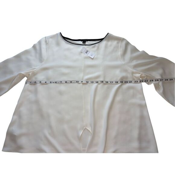 NWT Ann Taylor cream colored tie front blouse with black trim - XL - Picture 6 of 7